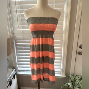 Striped strapless mini dress/Cover-up